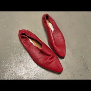 MIISTA London cherry Leather slippers